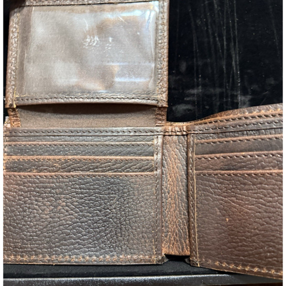Ranger Belt Co Dark Brown Leather Bifold Wallet with Cowhide Inlay & Cross – NWT - Picture 12 of 14